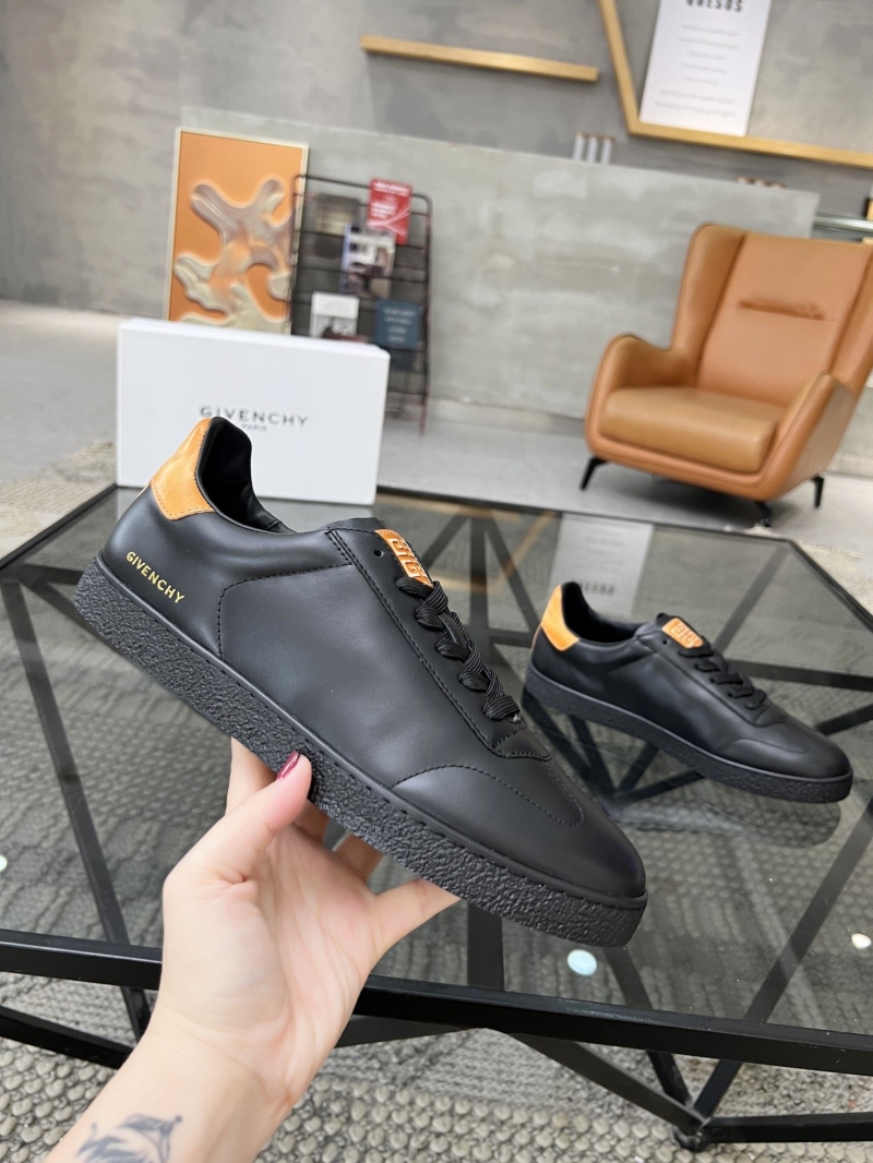 Givenchy Sneakers